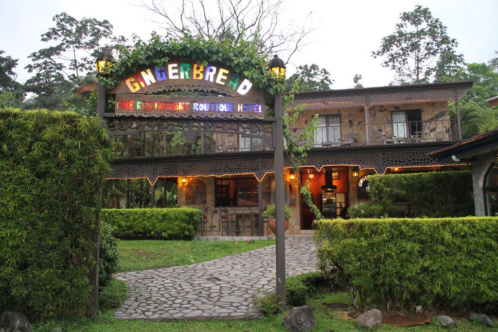 Gingerbread Restaurant & Hotel Nuevo Arenal Exterior photo